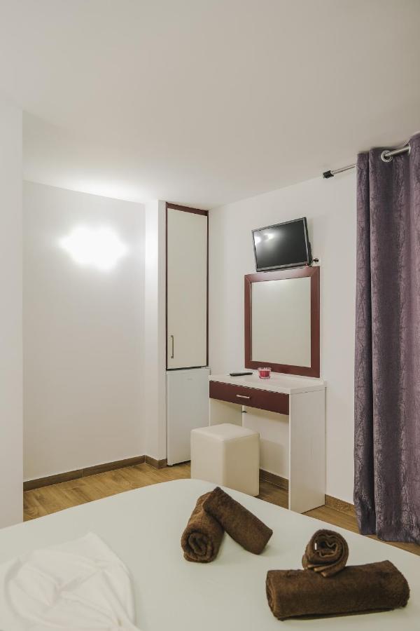 Fori'S Rooms Himarë Exteriér fotografie