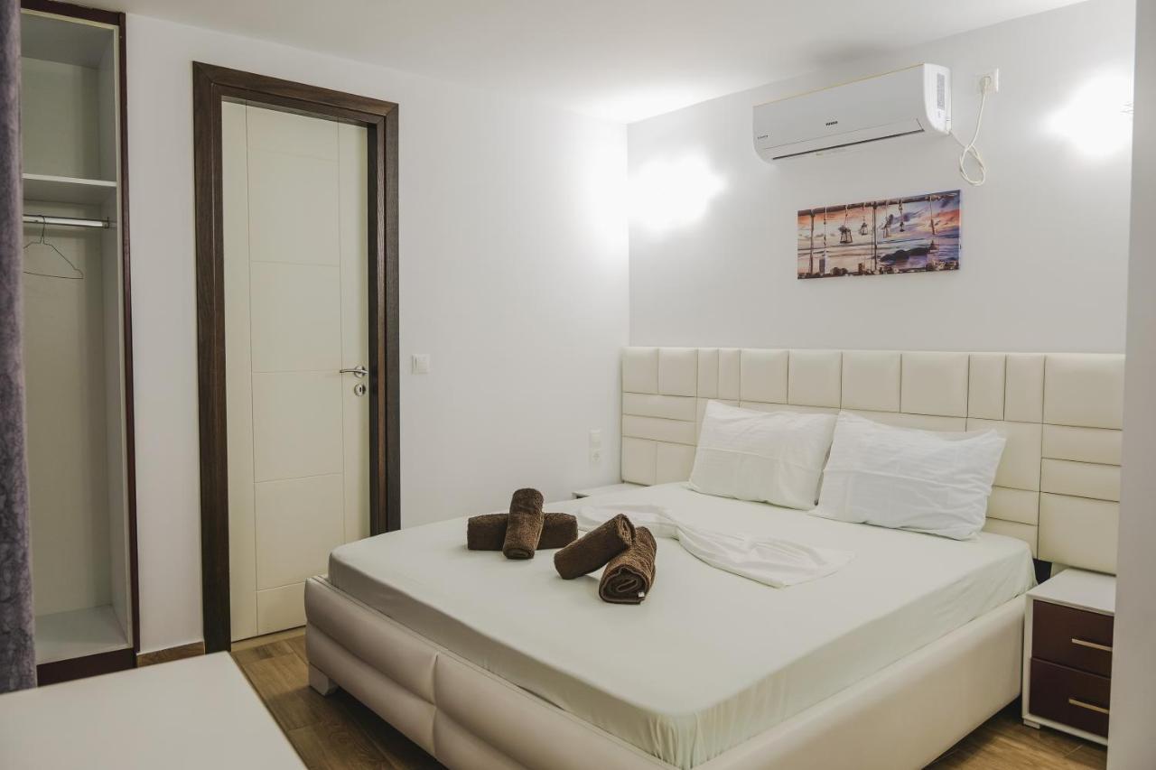 Fori'S Rooms Himarë Exteriér fotografie