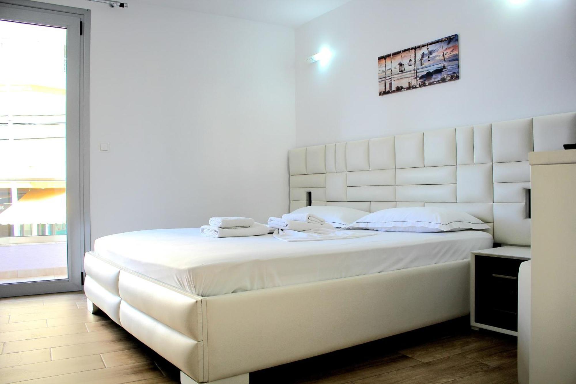 Fori'S Rooms Himarë Exteriér fotografie